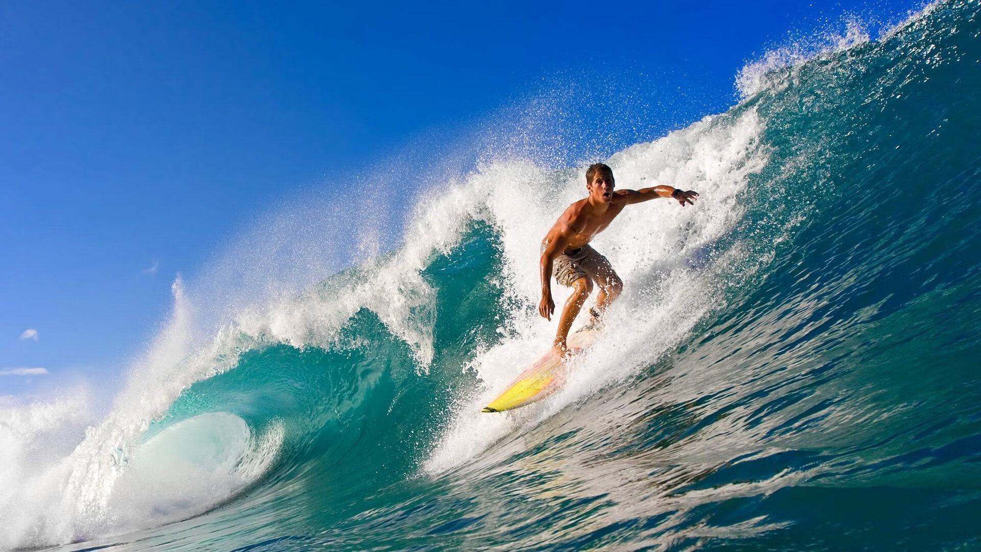 穆古鲁扎关键节点高光表现，曼联带队取胜！